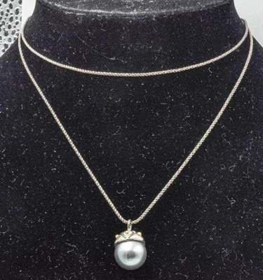 Modern MAJORICA 14.3mm Grey Pearl Sterling Silver & Gold Pendant chain necklace - Image 1 of 4