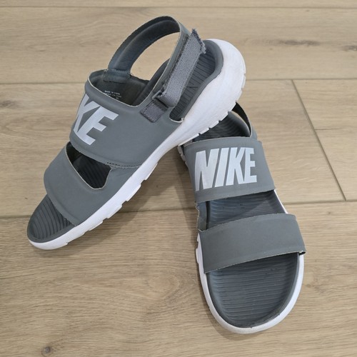 Sandali Nike Tanjun donna taglia 9 grigio freddo cinturino regolabile 882694 002 estivi