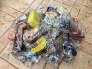 Konvolut 44 McDonald Happy Meal Spielzeug versiegelt Ende 90er Anfang 2000er - Bild 1 von 15