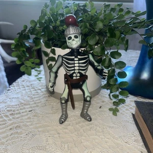 Nightmare Warriors Sir Lancelot 1984 MTC Glow in the Dark Skull Figure - Picture 1 of 14