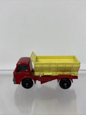 Винтажный грузовик Lesney Matchbox No70 с зернистостью и обычными колесами 1966 - Изображение 1 из 4