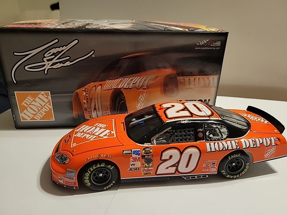 NASCAR Tony Stewart #20 Home Depot 2005 Diecast Chevy Monte Carlo - Image 1 of 3
