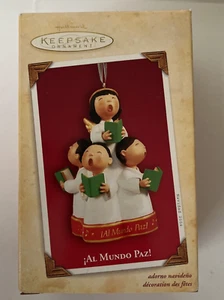 Hallmark Andenken Christbaumschmuck Al Mundo Paz Porzellan 2004 Vintage - Bild 1 von 14