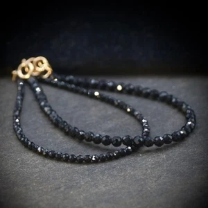 Natürlicher schwarzer Spinell winzig facettiert rund 2-3 mm Edelstein Perlen Frauen Armband 6-8 Zoll - Bild 1 von 9