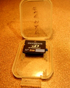 Olympus XD M+ 2GB xD Picture Card w/CASE. Tested - FREE SHIP - Picture 1 of 2