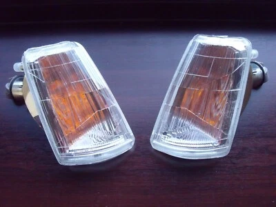 Peugeot 205 Gti Blinker vorne klar N/S und O/S PAAR NEU mit Birnenfassungen - Bild 1 von 4