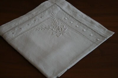 Taie d'oreiller Lin ancienne brodée et ajourée - 74 x 67 cm - Photo 1/3
