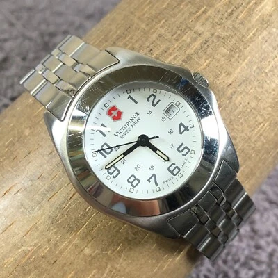 Victorinox Swiss Army 女式 24124.CB 军官银色 32 毫米手表 7 1/2 — 第 1/4 张图片