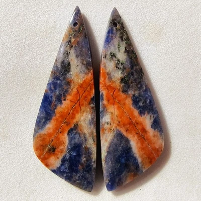 Par de piedras preciosas de cabujón perforadas de sodalita natural de 39 quilates 44,4 X 15,5 mm Foto 1 de 3