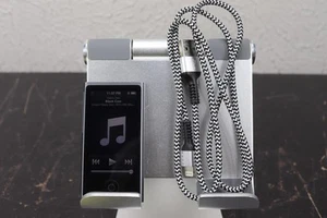 Apple iPod Nano 7th Generation 16GB Black / Gray Model A1446 - Picture 1 of 5