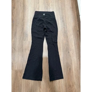 Pantalones de Yoga TnAction Bootcut Atletismo Cintura Alta Negros TNA Pequeños S - Imagen 1 de 7