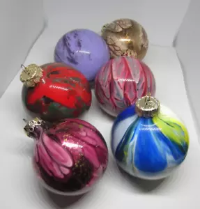 6 Painted on Inside Swirl Spiral Glass Christmas Holiday Ornaments - Picture 1 of 7