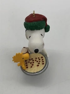 Snoopy und Woodstock 1991 Hallmark Weihnachten Andenken Ornament Pizza & Root Beer - Bild 1 von 5
