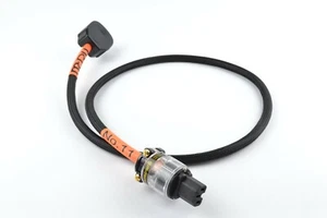 MCRU NO.11 POWER LEAD - FURUTECH IEC - MK TOUGHPLUG - BELDEN 19364 CABLE - 2 MTR - Picture 1 of 1