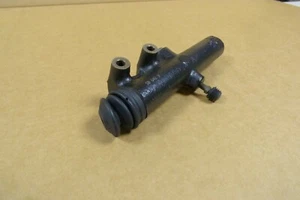NEW CLUTCH MASTER CYLINDER MB 190C (Bomba embrague Mercedes Benz 190C) - Imagen 1 de 2