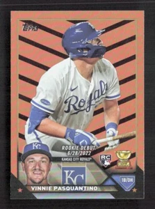 2023 Topps Update Vinnie Pasquantino RC lamina arancione e nera Halloween US110 - Foto 1 di 2