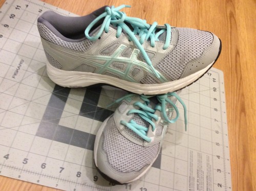 ASICS Gel Contend 5 scarpe da corsa da donna taglia 7 5 grigio top basso 1012A231