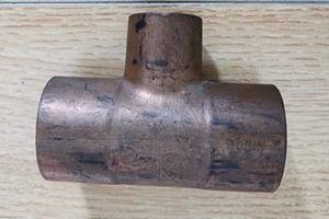 1-1/2 Zoll x 1-1/2 Zoll x 1 Zoll Kupfer Reduzierung T *NEU ALTER BESTAND* - Bild 1 von 3