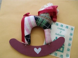 VINTAGE HANDMADE WITH AUTHENTIC QUILT CLOTH ROCKING HORSE - Picture 1 of 5