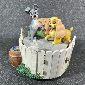 Disney World Parks Lady And The Tramp Spieluhr Bella Notte Wet Cement - Bild 1 von 8
