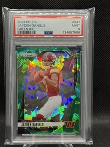 2024 Panini Prizm - Rookies Jayden Daniels #347 Green Ice Prizm (RC) PSA 9 - Foto 1 di 3