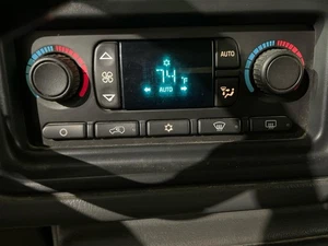 05-07 SILVERADO2500 Heater Controls AC auto aux control opt CJ2 rear defrost - Imagen 1 de 4