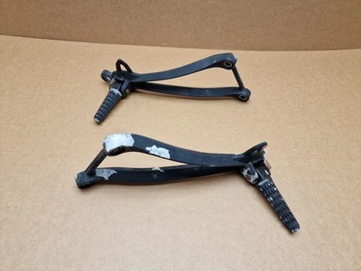 Pinos traseiros de apoio para os pés de passageiro Kawasaki ZX10R Ninja 2008 2009 2010 - Imagem 1 de 4