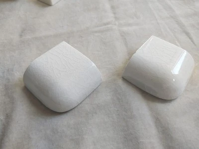 2 Pieces SUBWAY CERAMICS Crackle White Tile 2"x 2" Radius Down Corner - Image 1 of 4