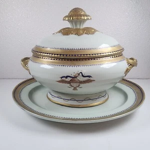 MOTTAHEDEH SOUP TUREEN, LOWESTOFT REPRODUCTION, GOLD WITH EAGLE DESIGN: 3 PIECES - Picture 1 of 16
