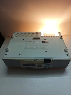 GE Spacemaker Kitchen Under Cabinet 7-4290 AM FM Radio CD Player w Light Tested  - Image 1 of 4