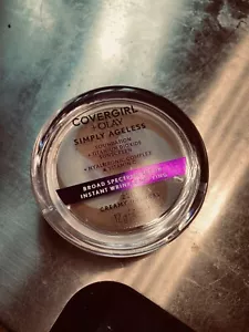 COVERGIRL Olay Simply Ageless Wrinkle Defying Foundation creamy Nat #220 - Picture 1 of 2