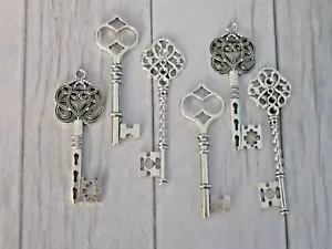Vintage Style Ornate Steampunk Large Antique Silver Metal Keys Charm DIY Santa 6 - Picture 1 of 6