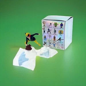 Birdgirl Vinyl Mini Figur von Adult Swim Serie 1 x Kidrobot RAR Box enthalten - Bild 1 von 1