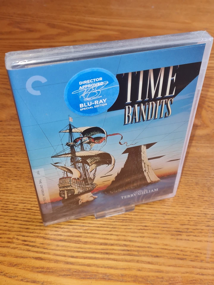 TIME BANDITS new Bluray Criterion US import region a(1981 fantasy,Terry Gilliam) - Image 1 of 3