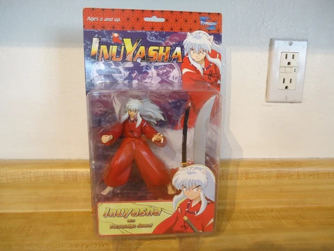 Toynami "Inu Yasha" with Tetsusaiga Sword 5" Action Figure Cover