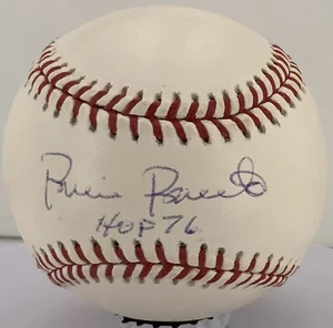 Robin Roberts HOF Philadelphia Phillies Signed MLB Baseball PSA/DNA AUTO LOA - Picture 1 of 5