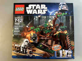 Retired Lego Star Wars 7956 Ewok Attack NIB, Sealed