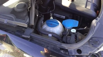 Coolant Reservoir Fits 06-10 12-22 PASSAT 28070829 Foto 1 de 4