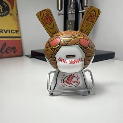 Kidrobot: Pon - Chinese Food Noodle Box Dunny 3" Vinyl Art Figure 2009 Chase - Image 1 of 3
