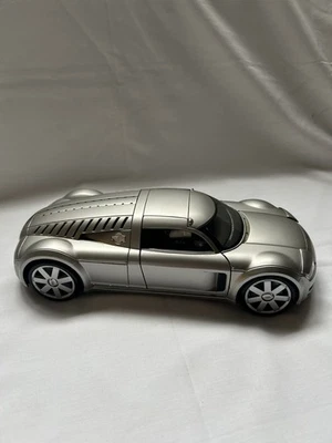 Coche deportivo Audi Supersportwagen "Rosemeyer" plateado Maisto fundido a presión 1/18 sin caja Foto 1 de 4