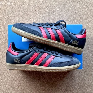 UK 4 - Adidas Samba OG - Carbon/Better Scarlett/Gum - Bild 1 von 8
