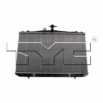 Conjunto de radiador TYC 13206 para Toyota Sienna 3,5 L V6 modelos 2011-2016 Foto 1 de 3