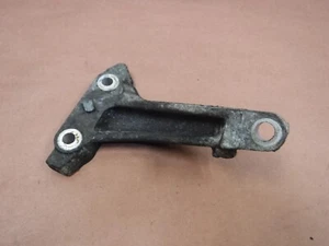 Jeep Liberty 05-06 2.8 CRD  Diesel  Alternator Mount  Bracket Factory Free Ship  - Picture 1 of 4