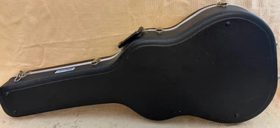 Estuche rígido para guitarra acústica Dreadnought Gibson Martin Freedom by SKB de colección Foto 1 de 4