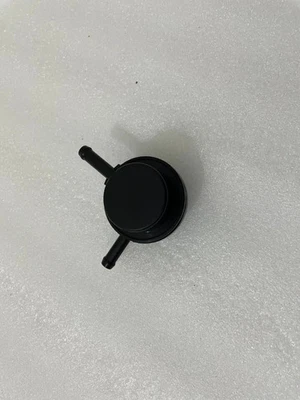 Fit For Suzuki SWIFT 2008-2011 Purge Valve Chamber 18145-83E00 Genuine Foto 1 de 4