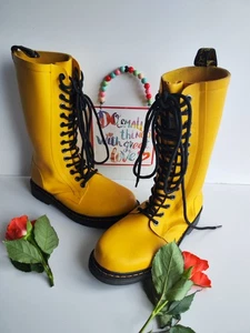 Dr Martens Drench yellow rain Wellies Welly Wellington shower boots UK6.5 EU40 - Picture 1 of 10