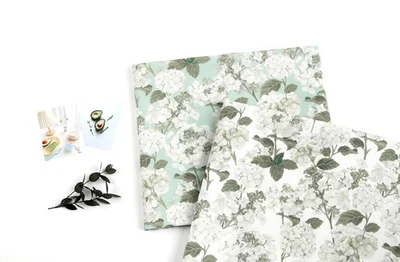 Tela con estampado de flores de hortensia blanca plana hecha en Corea por media yarda Foto 1 de 4