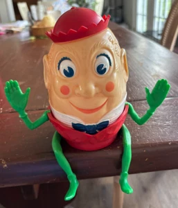 Vintage Kusan's Humpty Dumpty Nursery Rhyme Puzzle Figure Toy Shelf Sitter - Afbeelding 1 van 4