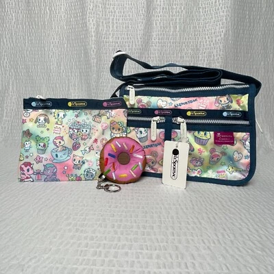 Bolso pequeño de uso diario LeSportsac Tokidoki y bolsa con llavero - Nuevo con etiquetas Foto 1 de 4