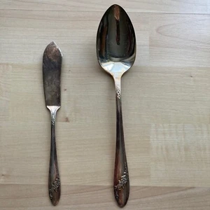 Oneida Community Tudor Teller Servierlöffel und Buttermesser Queen Bess - Bild 1 von 5